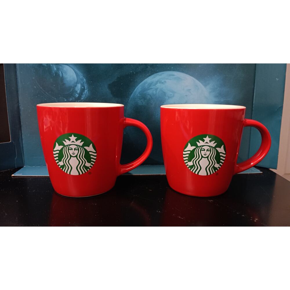 Starbucks Red Mug Classic Coffee Cup 12 oz 2021 New